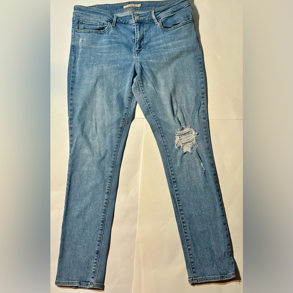 Women's Levi Light Blue Denim Jeans with Logo Patch